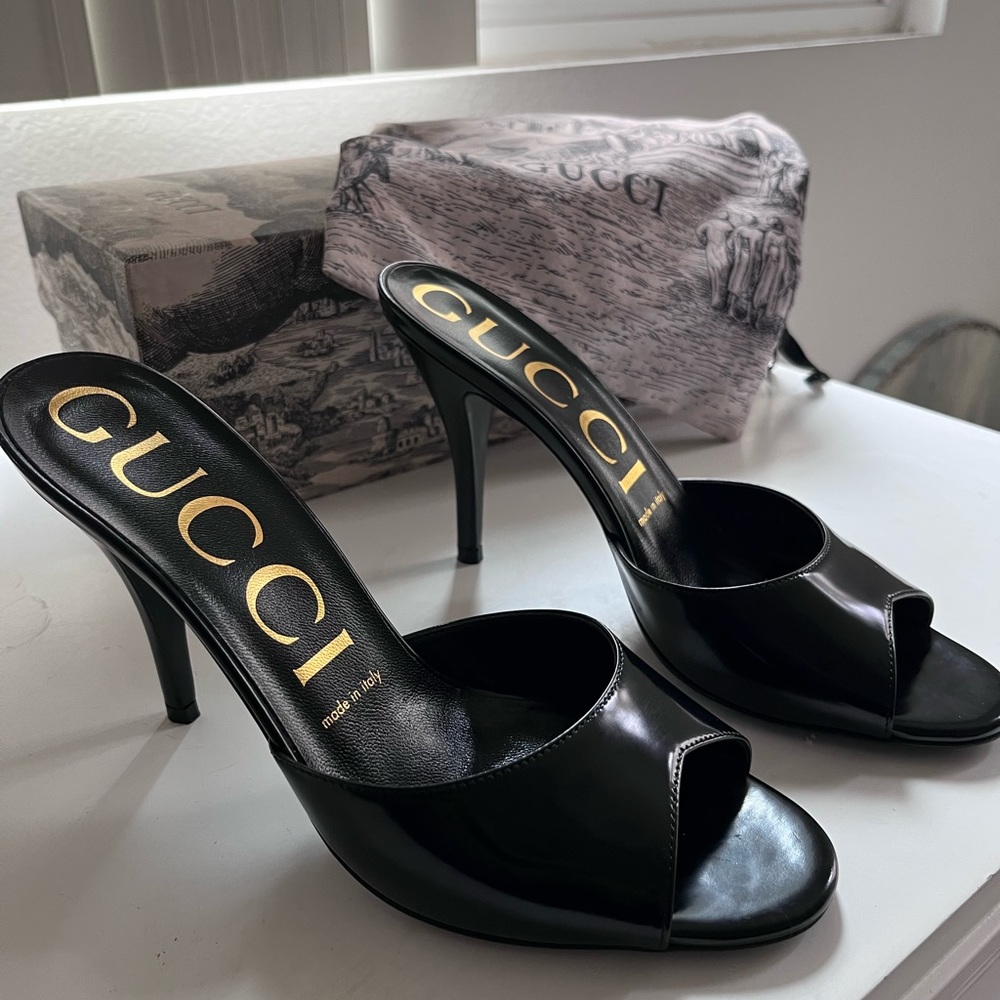 Authentic Gucci Calfskin Regent High Heel Slide Sandal 37 1/2 Black